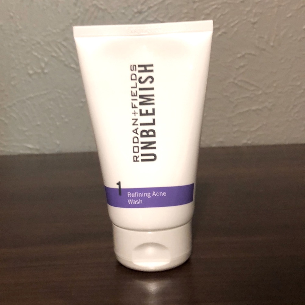 Rodan+Fields Refining Acne Wash
